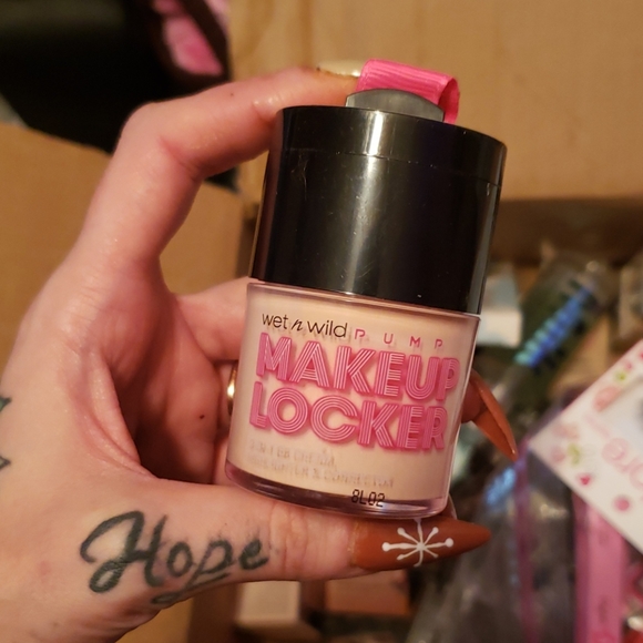 Make up bundle - Picture 11 of 16